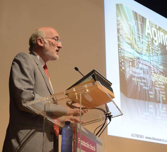El Centro Asturiano invitó como ponente al Dr. Ramón Cacabelos/ Javier Alborés