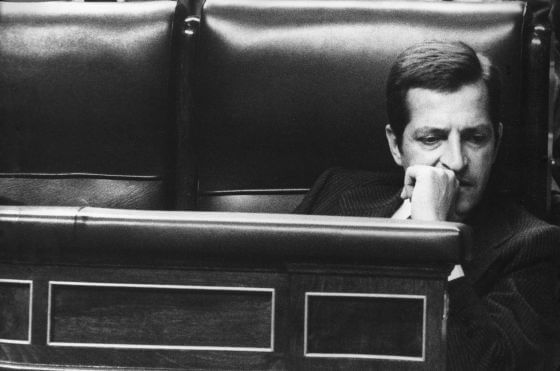 Famosos con Alzheimer - adolfo suarez-blanconegro138004394