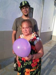 Hoy desperté y ya no estabas Hoy desperté y ya no estabas